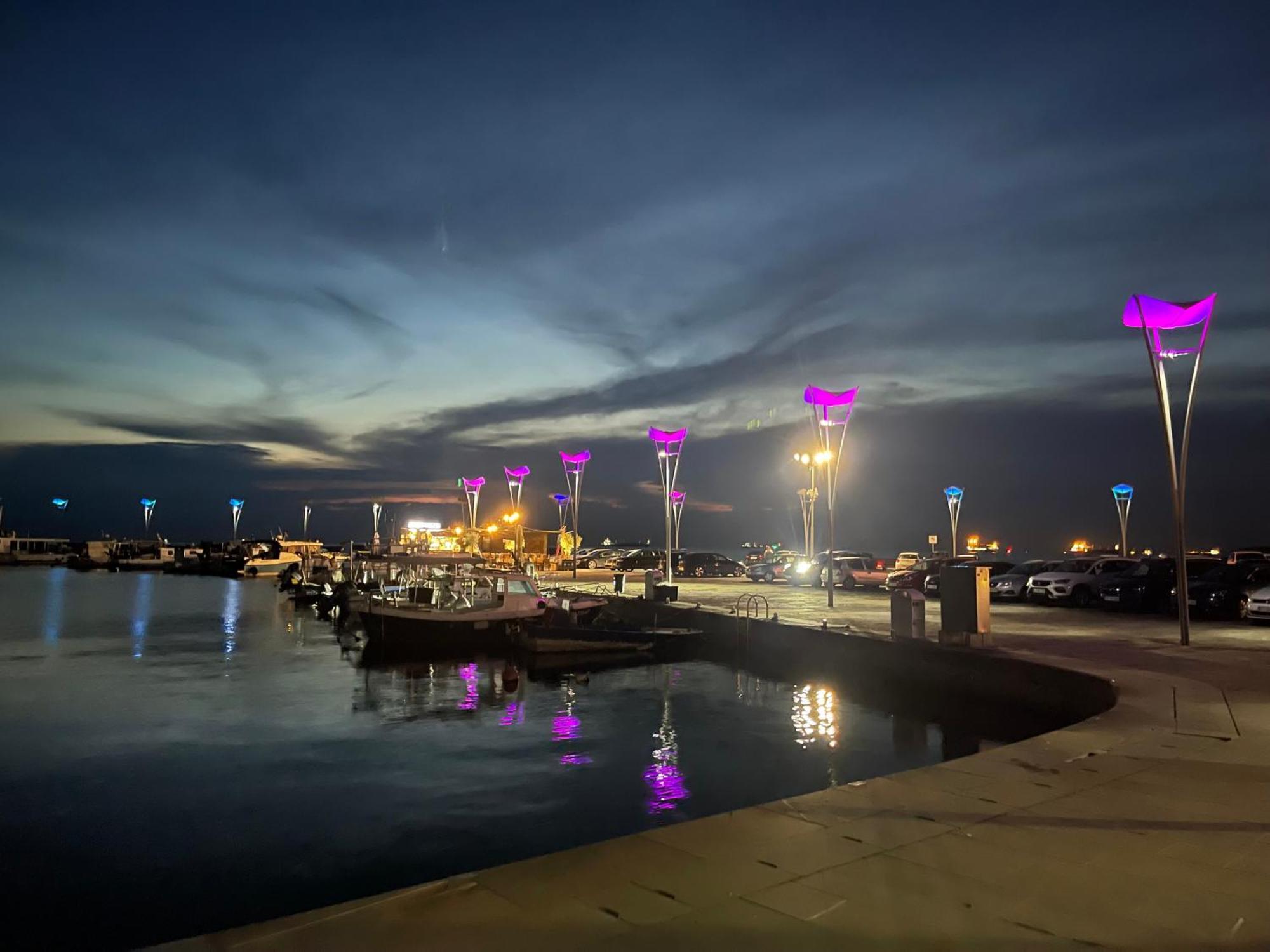 Sunset Residence Koper & Free Parking Garage Exterior photo